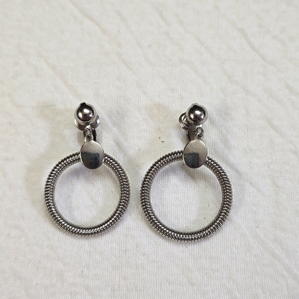 Vintage Clip On Earrings